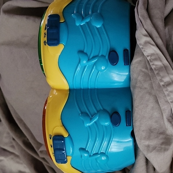 Toy set of drums - Picture 3 of 5